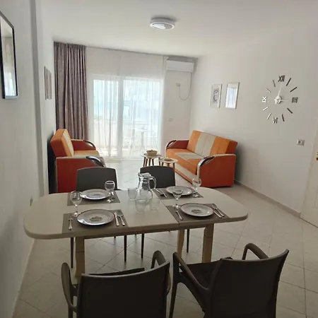 Apartman Eleven 11 Apartment Golem (Tirana)